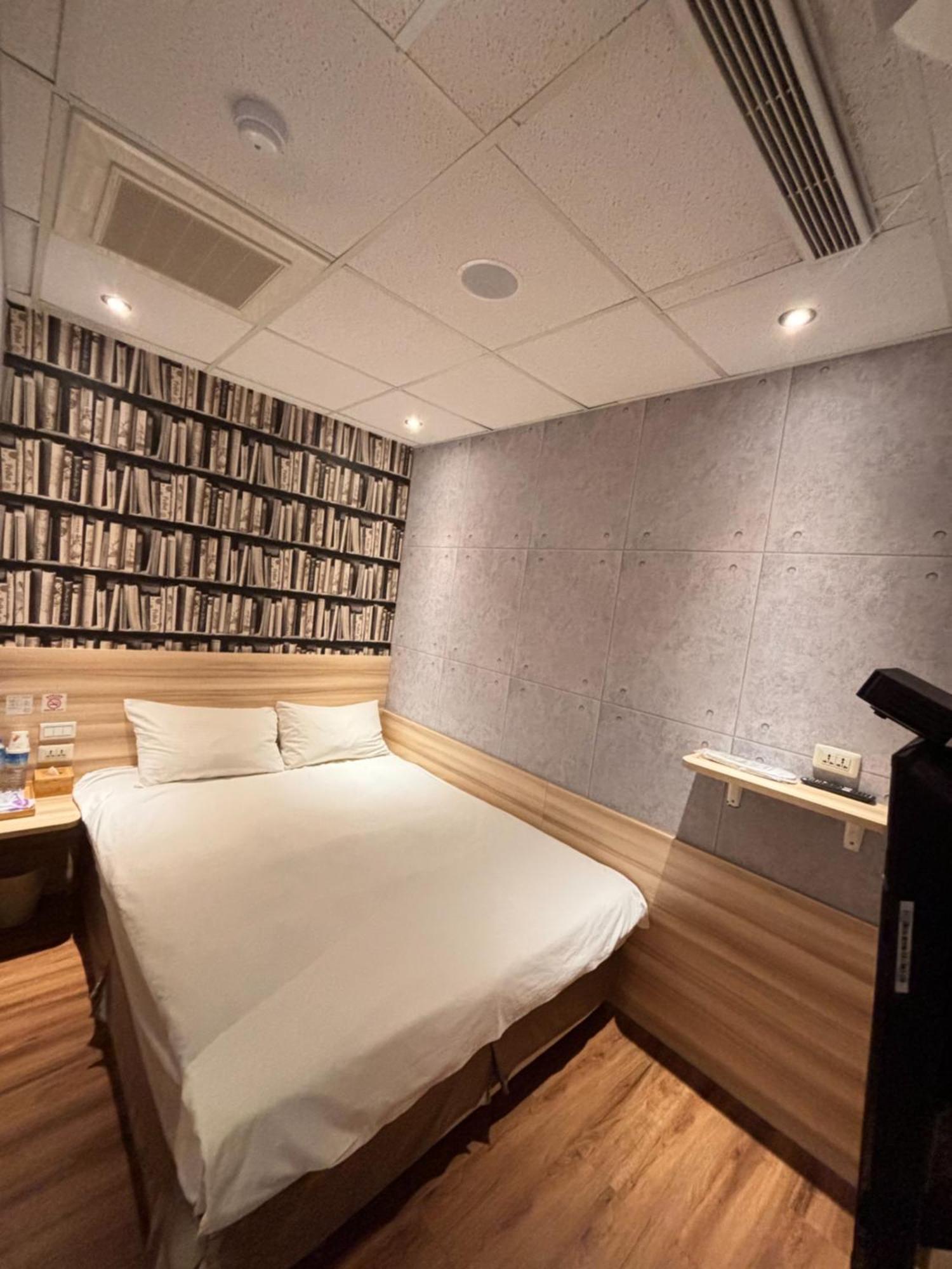 Smile Comma Bed & Breakfast Taipei Exterior photo